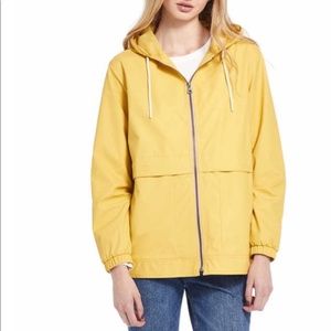 NWT Weatherproof Vintage Yellow Rain Jacket